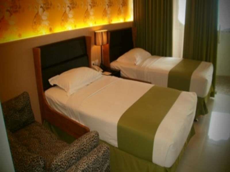 Pohon Inn Hotel Malang Exteriér fotografie